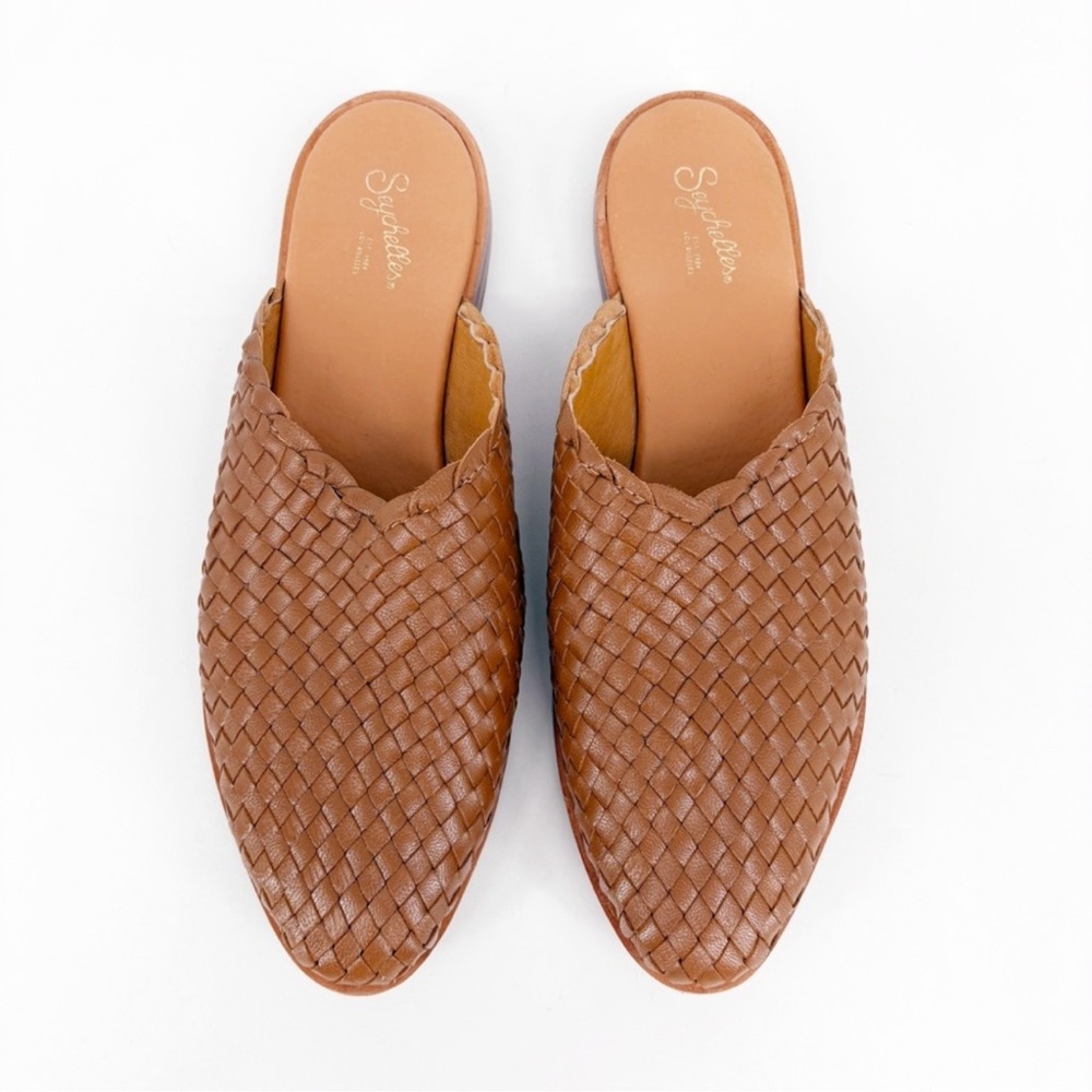 Seychelles Brown Woven Flats - Picture 5 of 10